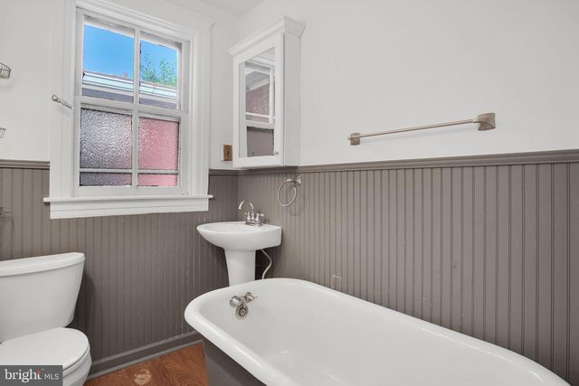 967 E KING ST, York, PA 17403