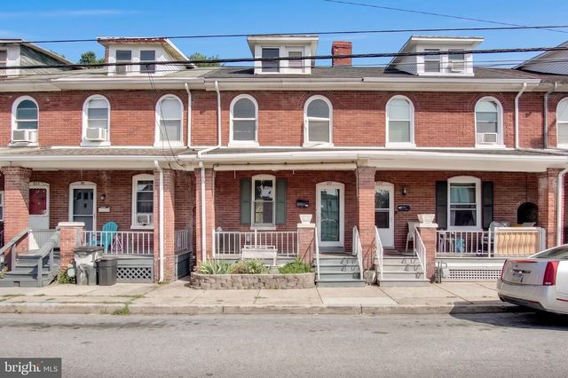 967 E KING ST, York, PA 17403
