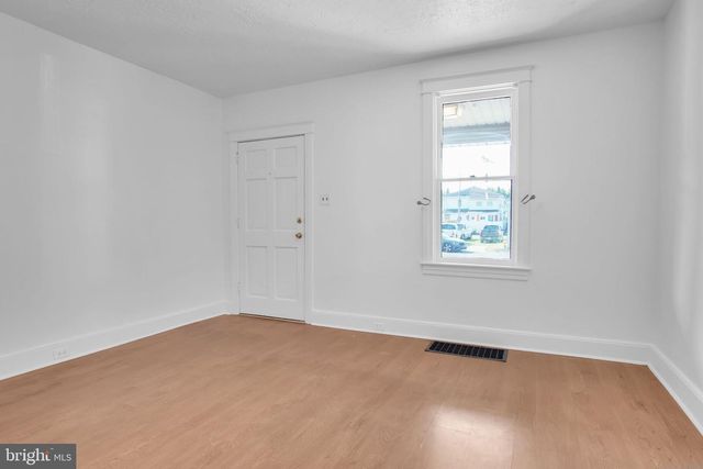 967 E KING ST, York, PA 17403