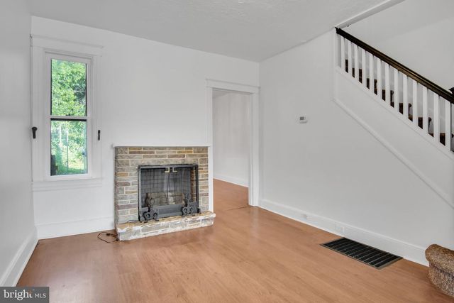 967 E KING ST, York, PA 17403