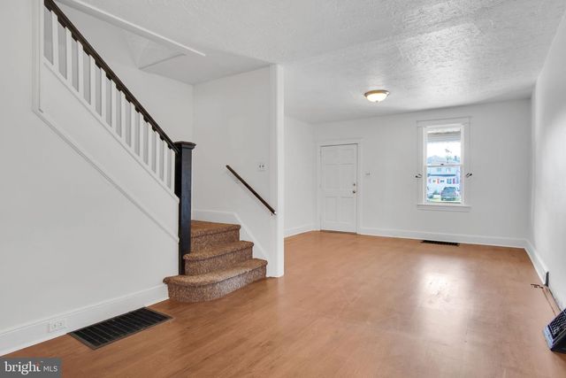967 E KING ST, York, PA 17403