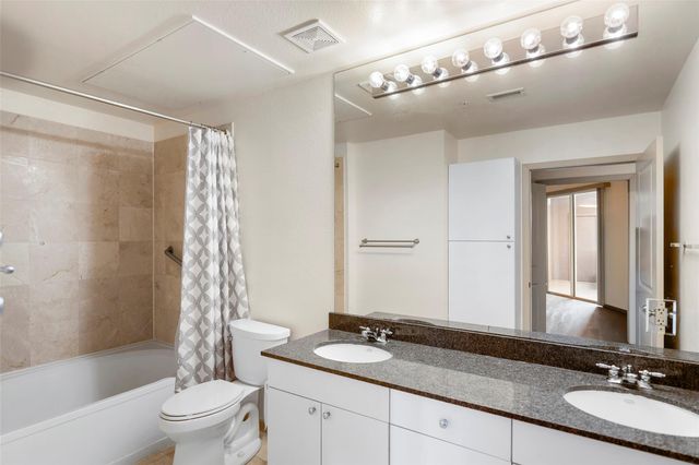 3505 Sage Road 314, Houston, TX 77056