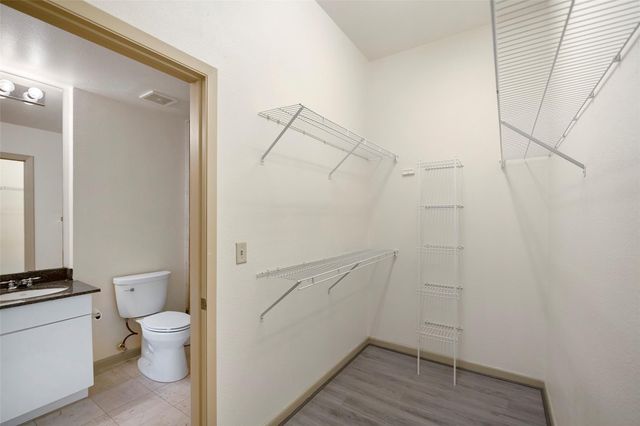 3505 Sage Road 314, Houston, TX 77056