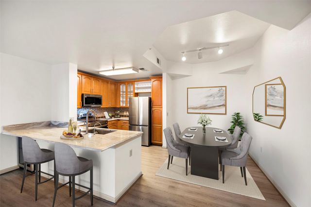 3505 Sage Road 314, Houston, TX 77056