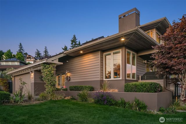 2337 NW 194th Place, Shoreline, WA 98177