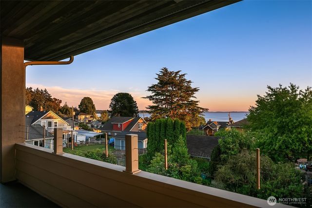 2337 NW 194th Place, Shoreline, WA 98177