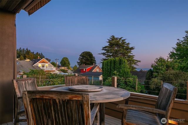 2337 NW 194th Place, Shoreline, WA 98177