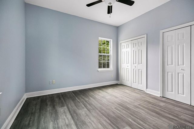 1107 Thomas H Delpit Dr, Baton Rouge, LA 70802