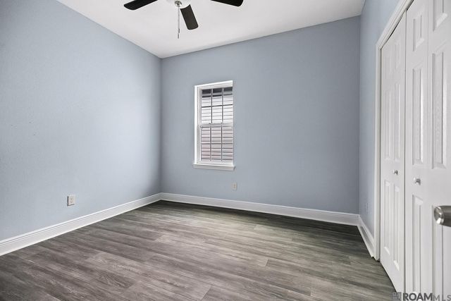 1107 Thomas H Delpit Dr, Baton Rouge, LA 70802