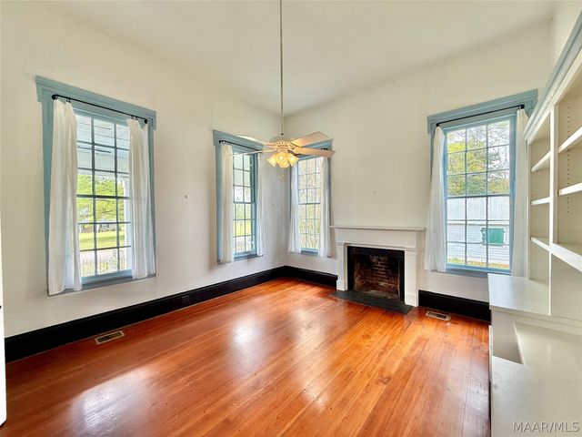 324 Centenary Street, Valley Grande, AL 36701