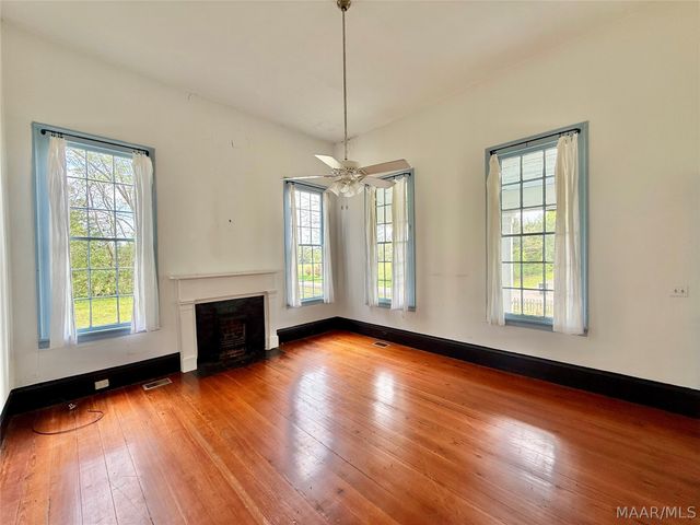 324 Centenary Street, Valley Grande, AL 36701