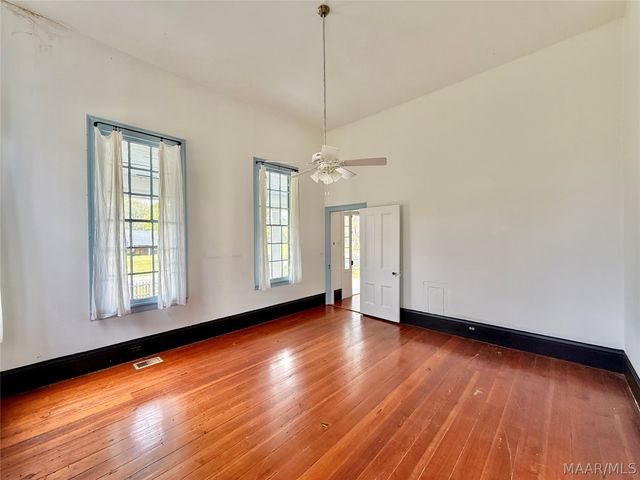 324 Centenary Street, Valley Grande, AL 36701