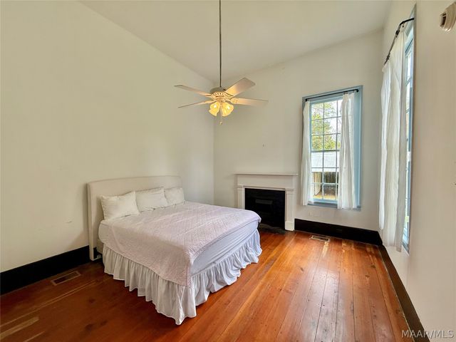 324 Centenary Street, Valley Grande, AL 36701