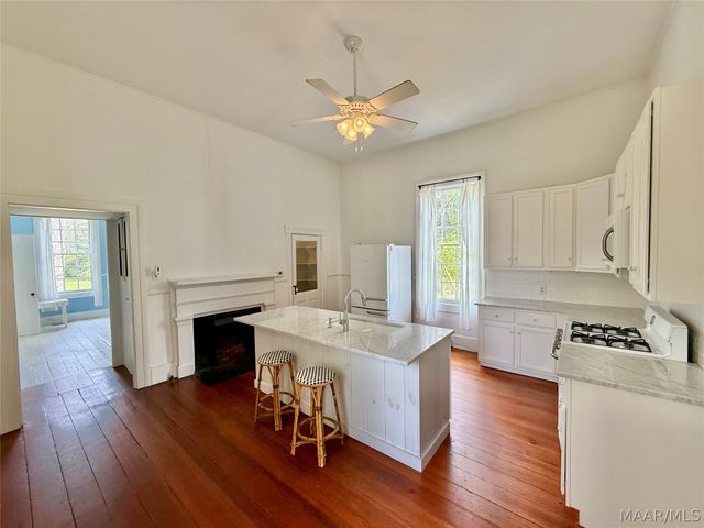 324 Centenary Street, Valley Grande, AL 36701