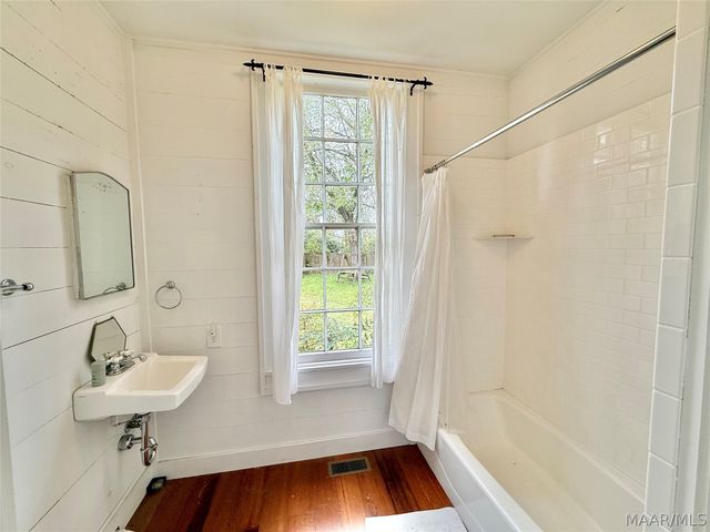 324 Centenary Street, Valley Grande, AL 36701