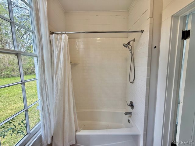 324 Centenary Street, Valley Grande, AL 36701