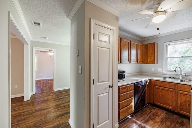 345 Research Drive 330, Athens, GA 30605