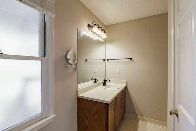 345 Research Drive 330, Athens, GA 30605
