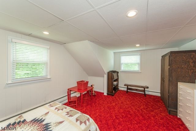 1 Aspen Rd, Ringwood Boro, NJ 07456