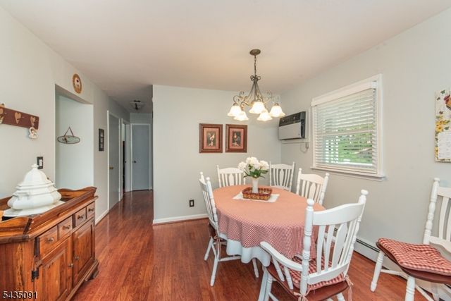 1 Aspen Rd, Ringwood Boro, NJ 07456