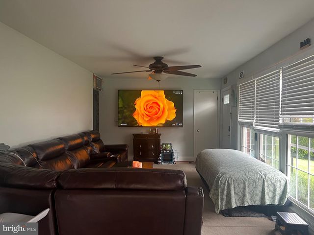 120 RIDGEWOOD AVE, Berlin, NJ 08009