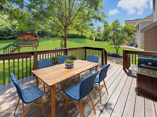 4385 STONE CREEK Drive, Erie, PA 16506