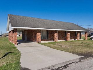 1140 East Camellia Drive, Thibodaux, LA 70301
