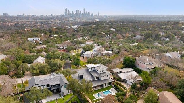 208 Ashworth DR, Austin, TX 78746