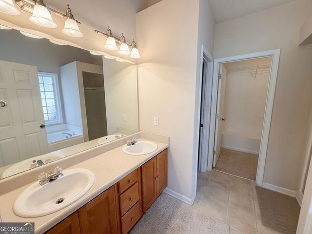 247 Meadows Drive, Senoia, GA 30276