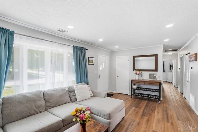 2937 E Cunnington Lane, Kettering, OH 45420