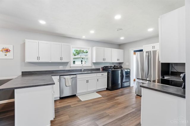 2937 E Cunnington Lane, Kettering, OH 45420
