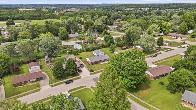 2937 E Cunnington Lane, Kettering, OH 45420