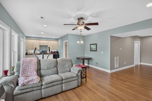 1051 Wild Deer Lane, Belton, SC 29627