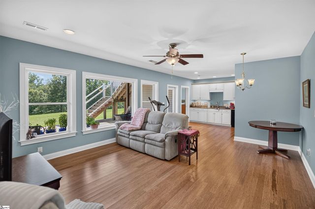 1051 Wild Deer Lane, Belton, SC 29627