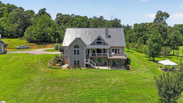 1051 Wild Deer Lane, Belton, SC 29627