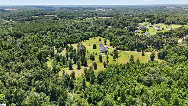 1051 Wild Deer Lane, Belton, SC 29627