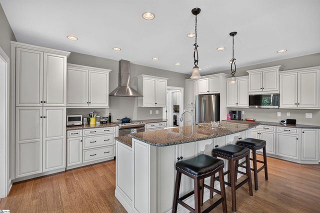 1051 Wild Deer Lane, Belton, SC 29627
