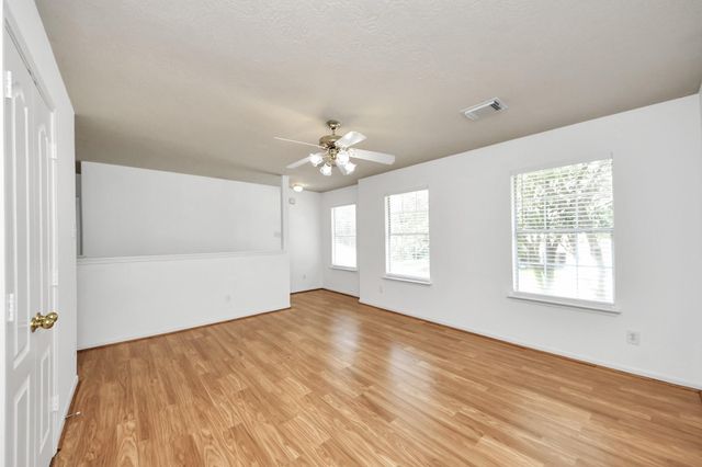 13114 Oak Ledge Drive, Houston, TX 77065