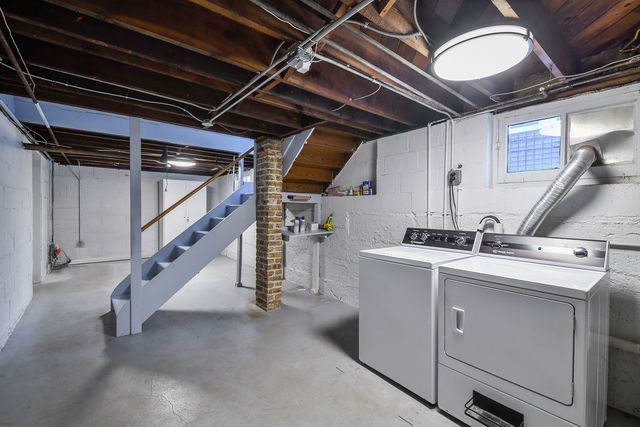 223 N Ellsworth Street, Naperville, IL 60540