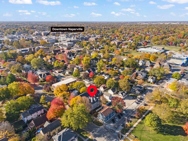 223 N Ellsworth Street, Naperville, IL 60540