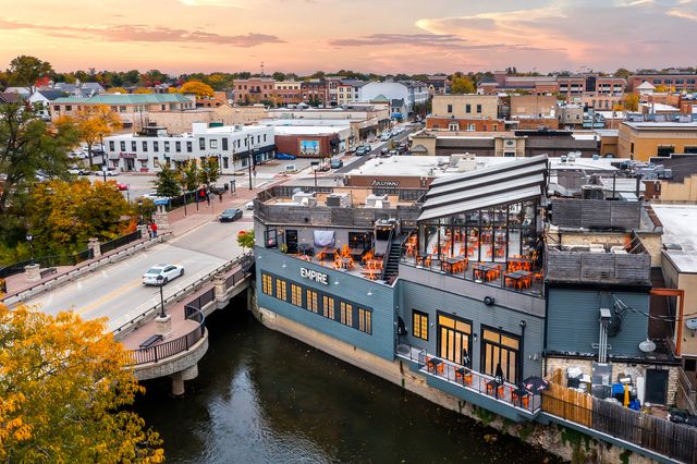 223 N Ellsworth Street, Naperville, IL 60540