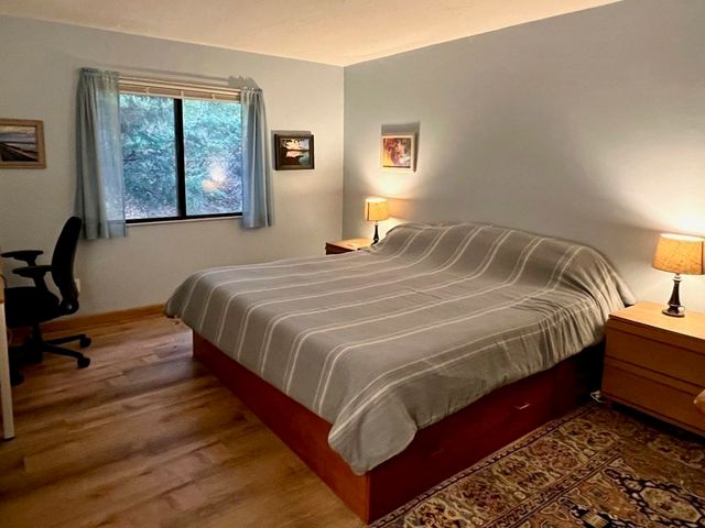 28 Thayer Pond Dr 12, Oxford, MA 01537