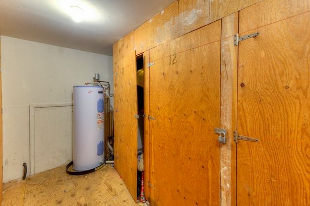 28 Thayer Pond Dr 12, Oxford, MA 01537