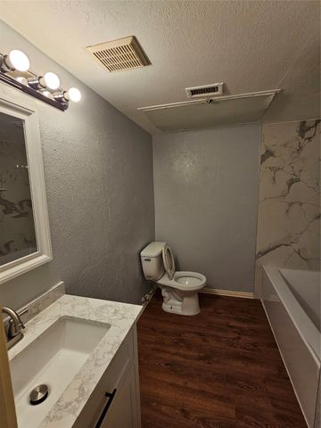 701 Towne House Lane, Richardson, TX 75081