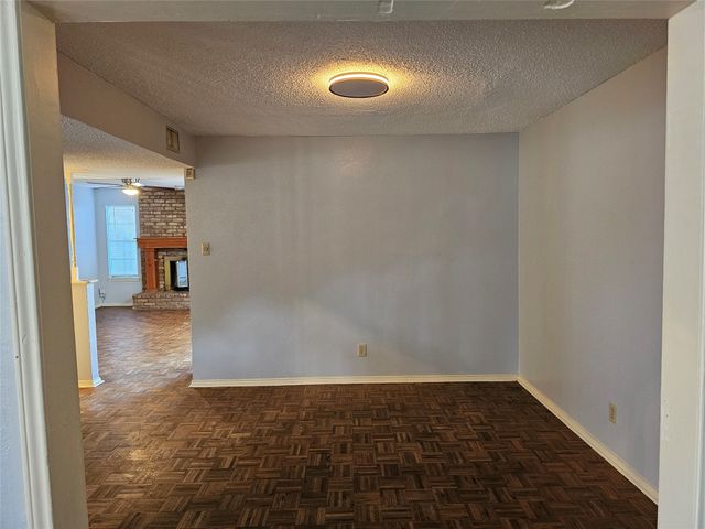 701 Towne House Lane, Richardson, TX 75081