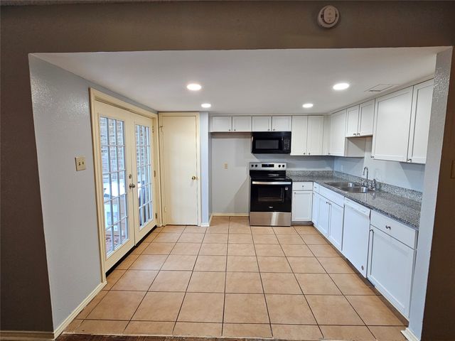 701 Towne House Lane, Richardson, TX 75081