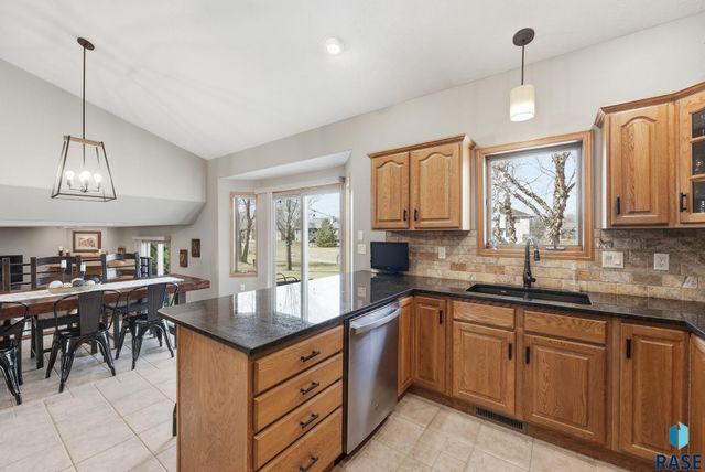 2601 S Rutgers Ave Avenue, Sioux Falls, SD 57106