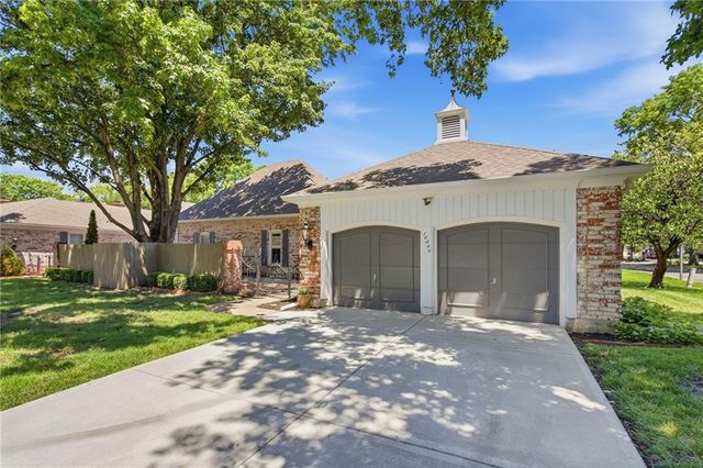 10240 Conser Street, Overland Park, KS 66212