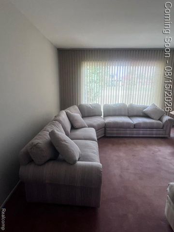 28665 Hallcroft Court, Southfield, MI 48034