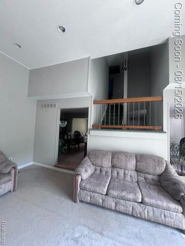 28665 Hallcroft Court, Southfield, MI 48034